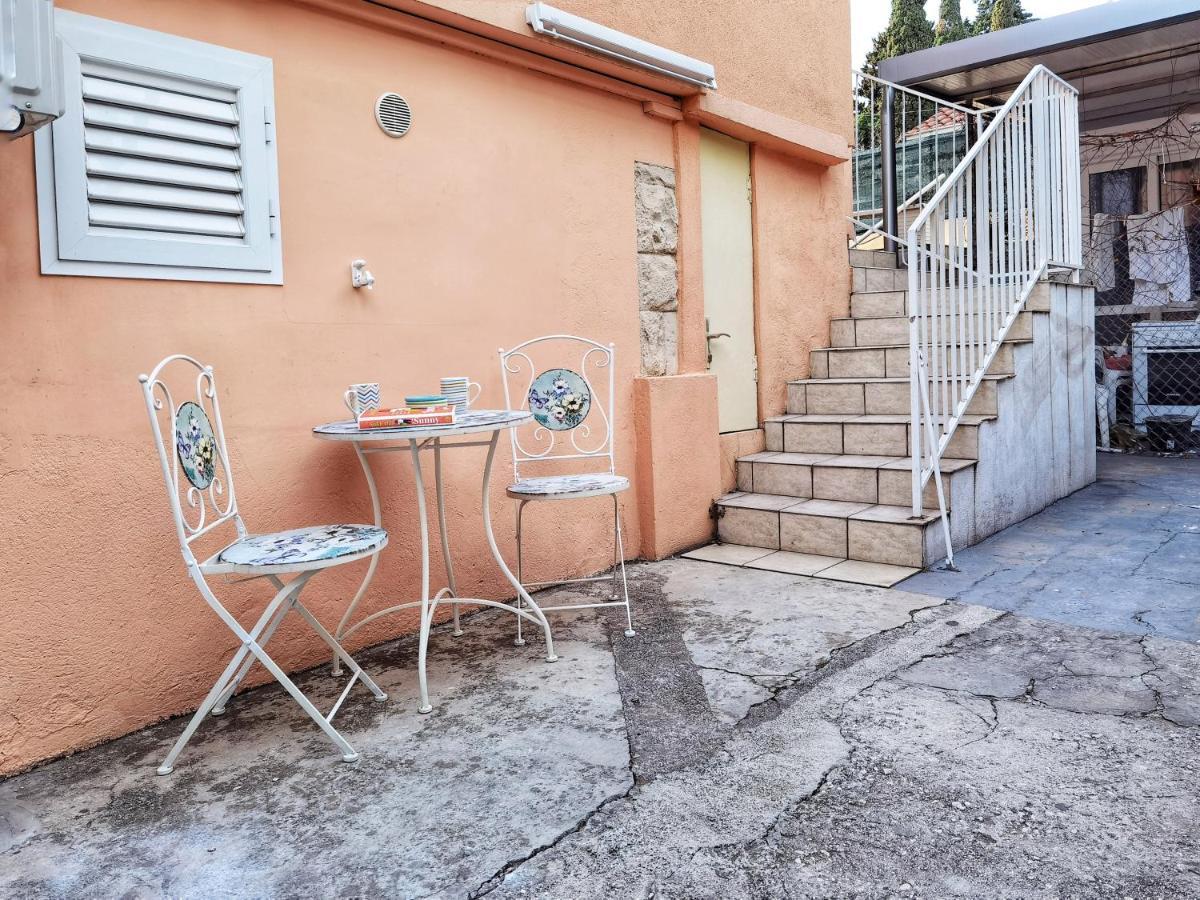 Missia - Cosy In Perfect Location Split Exterior foto